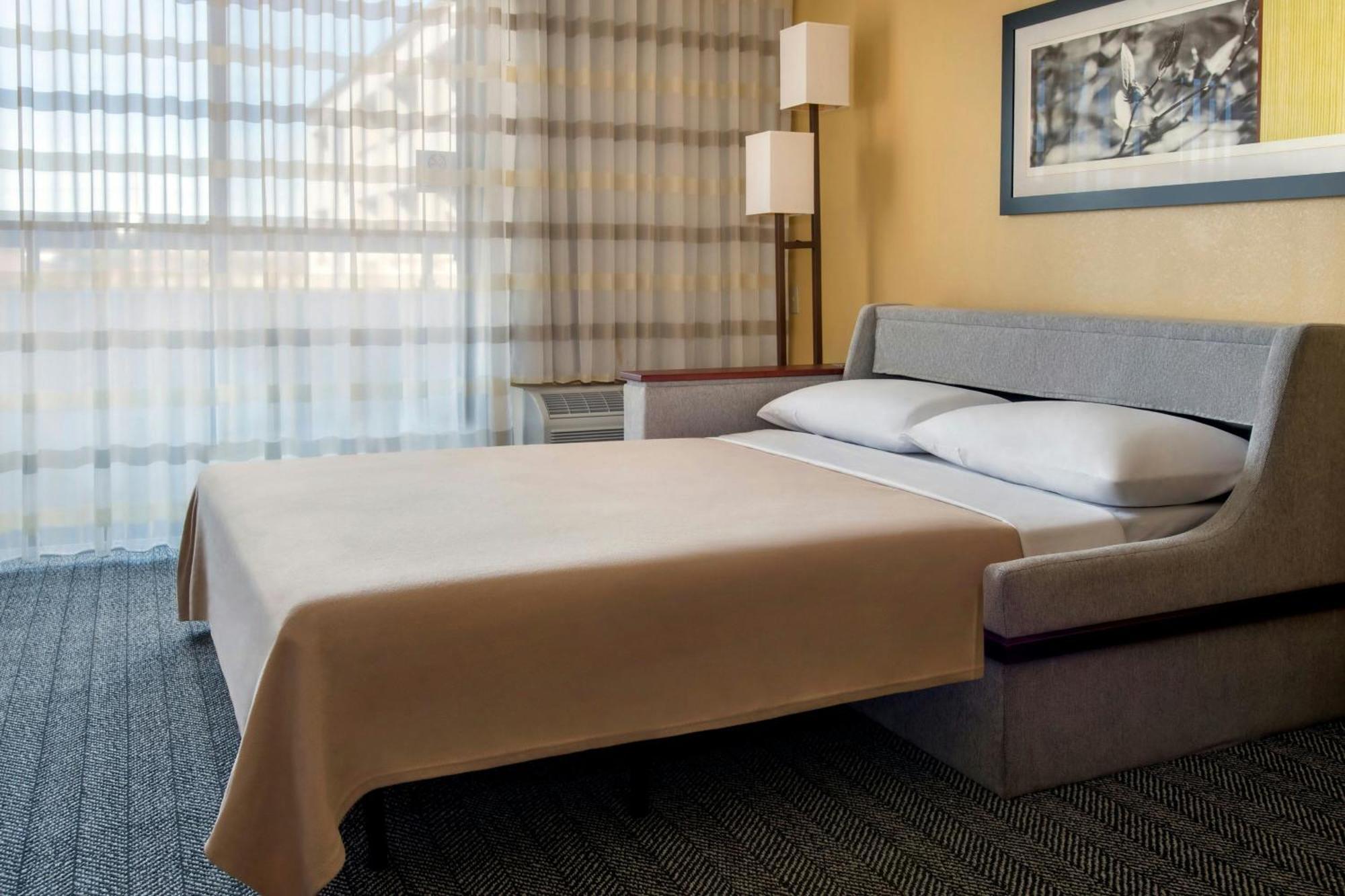 Courtyard By Marriott Mt. Laurel Hotel Mount Laurel Luaran gambar